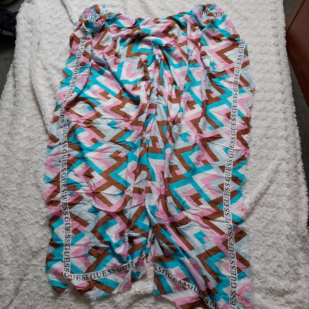 Guess lightweight Colorful Chevron pattern Shawl Wrap Scarf Cover Up 48"x98"